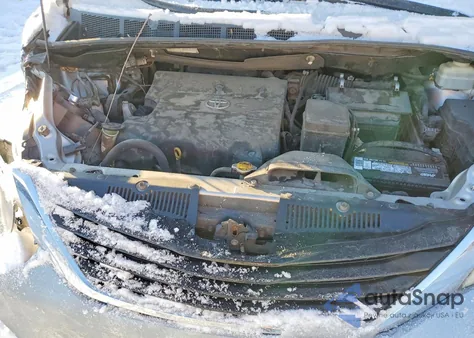 2013 Toyota Sienna Le z USA, uszkodzony, nr VIN 5TDKK3DC6DS333718